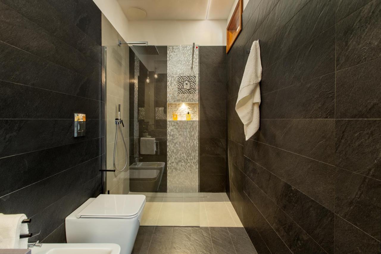 Qui Vicino Boutique Rooms And Suites Trapani Exterior foto